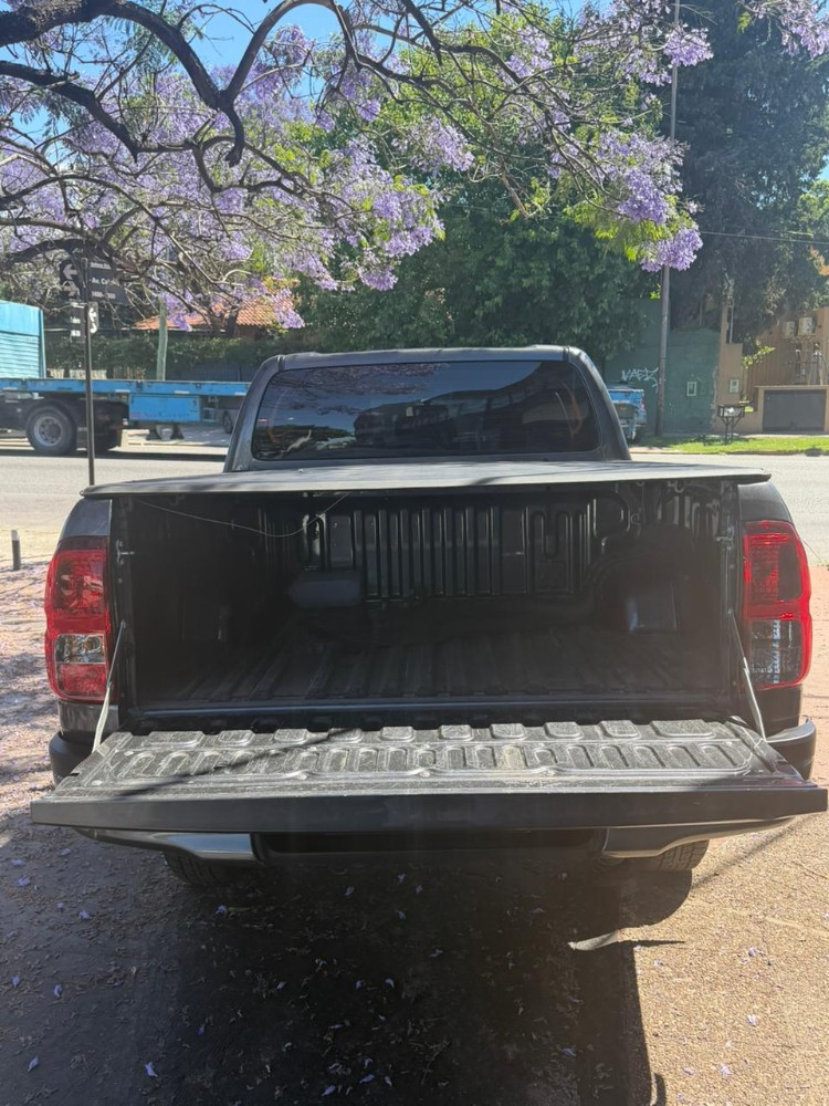 Toyota Hilux — foto 10